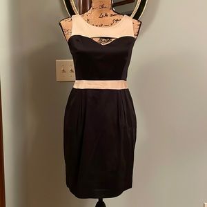 Leona by Lauren Leonard dress size 4.